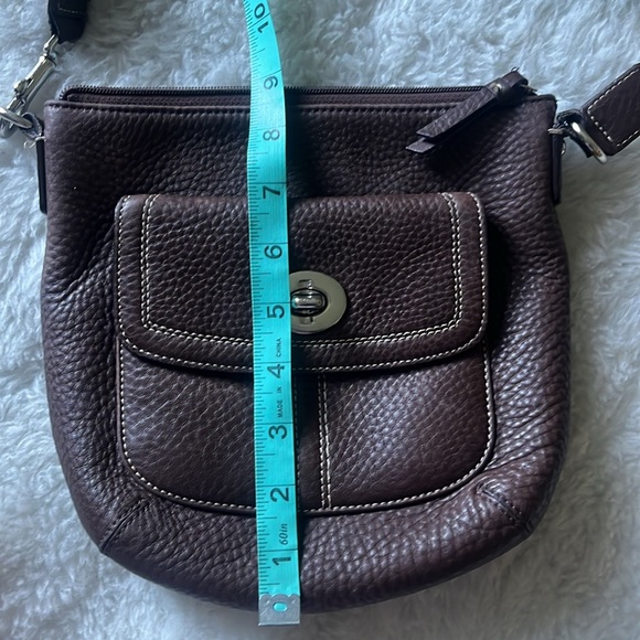 Brown pebbled leather crossbody soho style bag - Picture 14 of 15